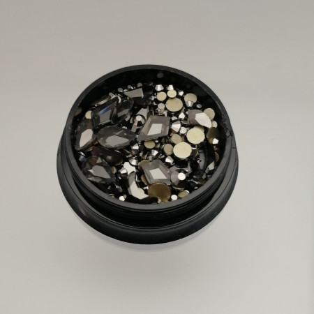 Mixed size diamonds Black